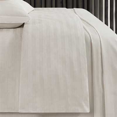 Schafer Home Jody Çift Kişilik 2 cm Çizgi Saten Nevresim Takımı 4 Parça-Beyaz