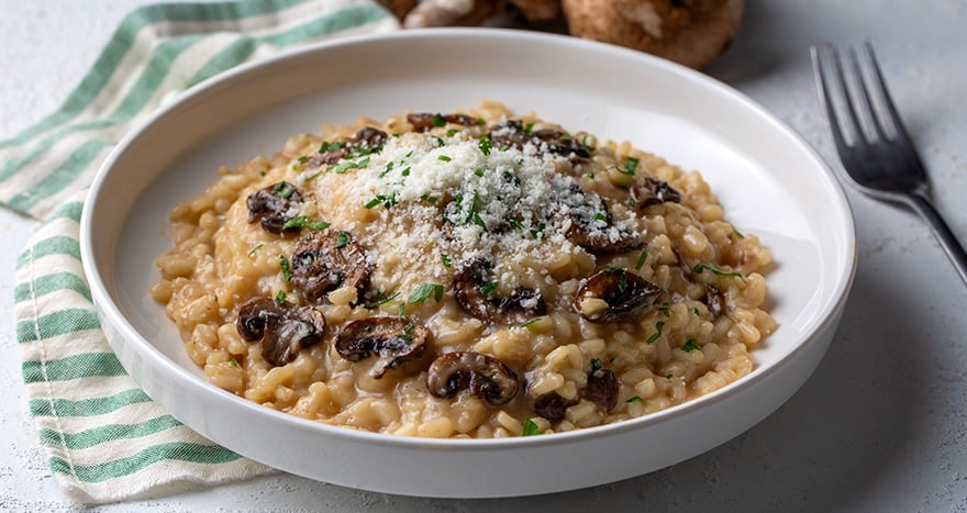 Mantarlı Risotto Nasıl Yapılır? Kremamsı Kıvamın Sırları
