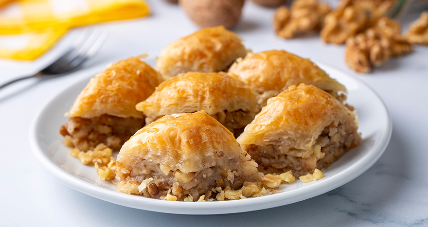 Ev Yapımı Cevizli Baklava Tarifi