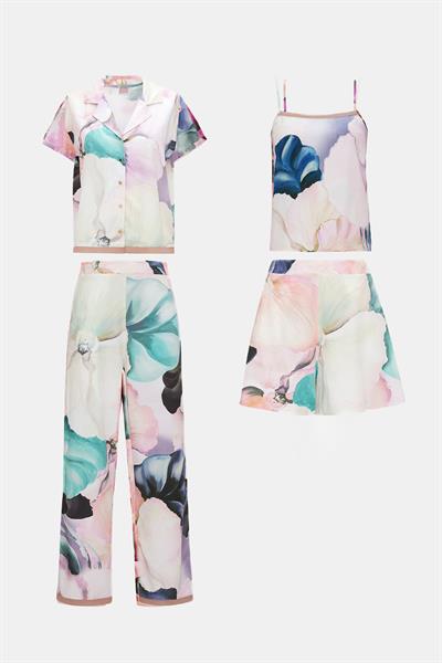 Paradise Çiçek Desenli Dokuma Viskon Önden Düğmeli 4 Parça Pijama Takım Seti