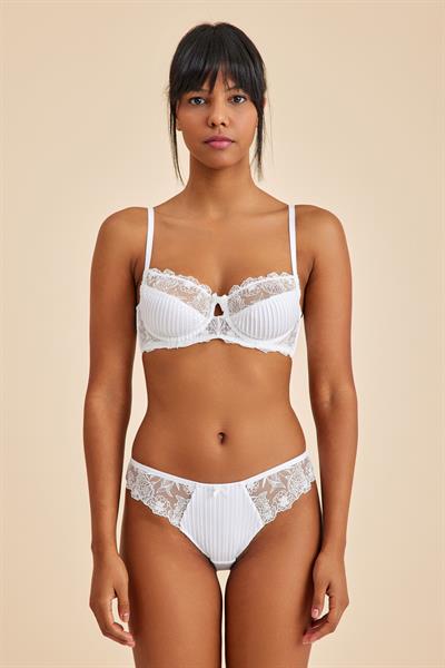 Paris Ekru Dantelli Slip Külot