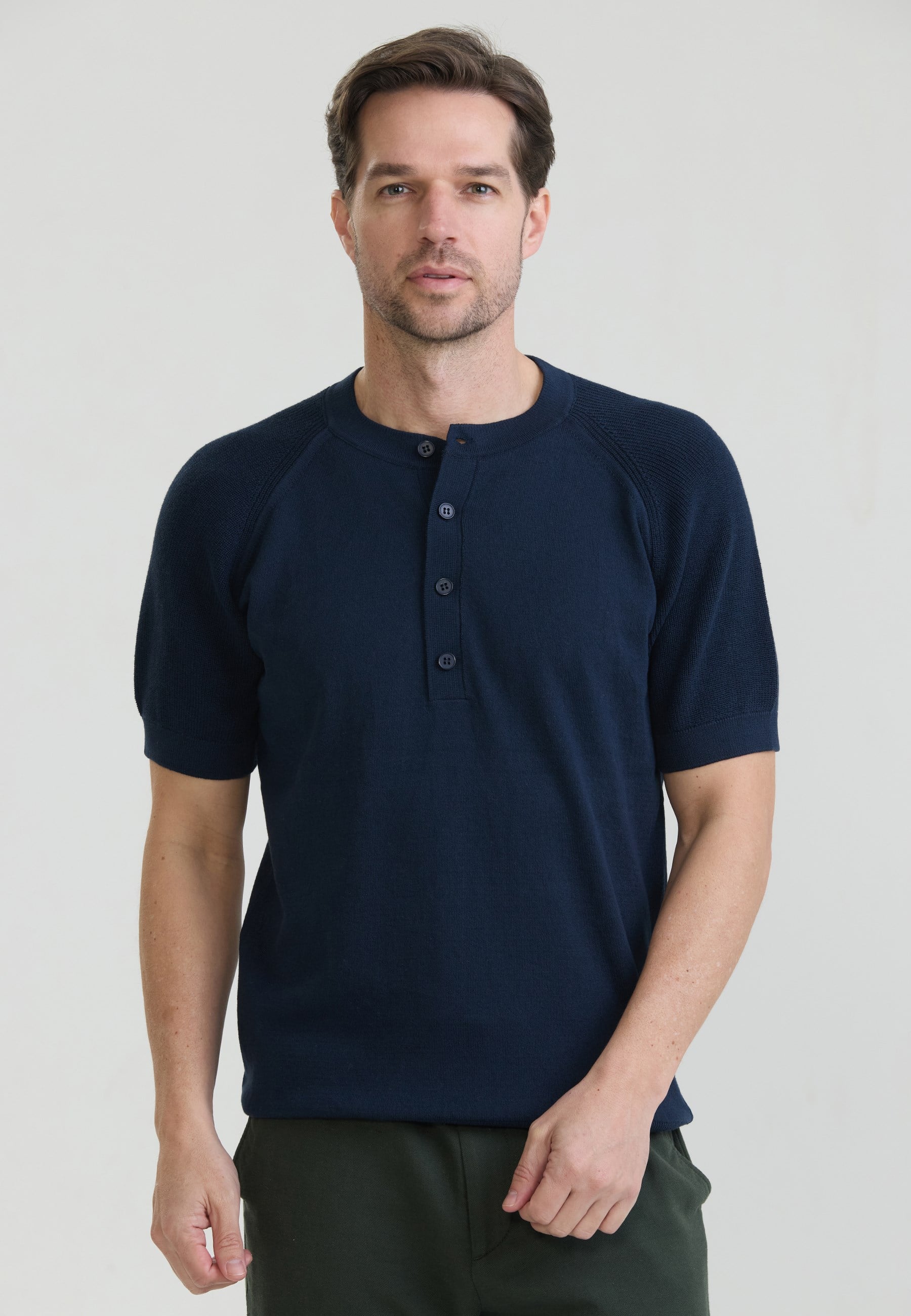 Erkek Basic Bisiklet Yaka Düğme Kapama Detaylı Triko T-Shirt