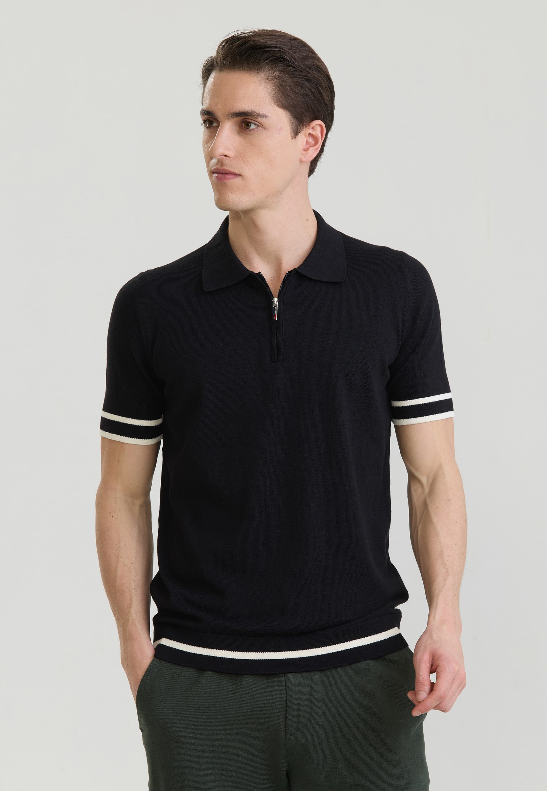 Erkek Fermuar Kapama Detaylı Triko Polo T-Shirt