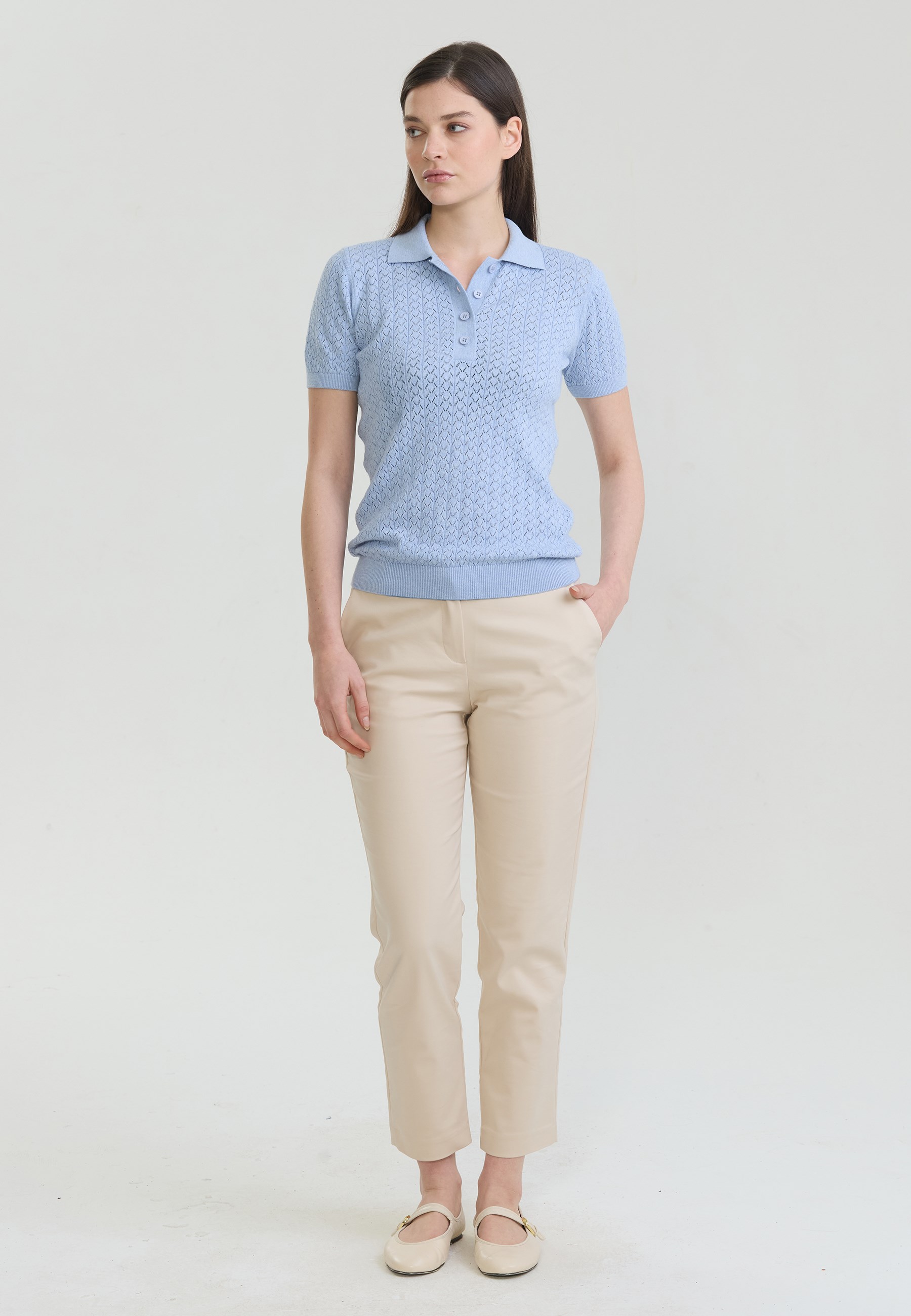 Kadın Delikli Nefes Alabilir Düğmeli Polo T-Shirt