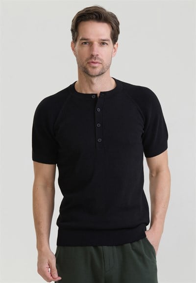 Erkek Basic Bisiklet Yaka Düğme Kapama Detaylı Triko T-Shirt