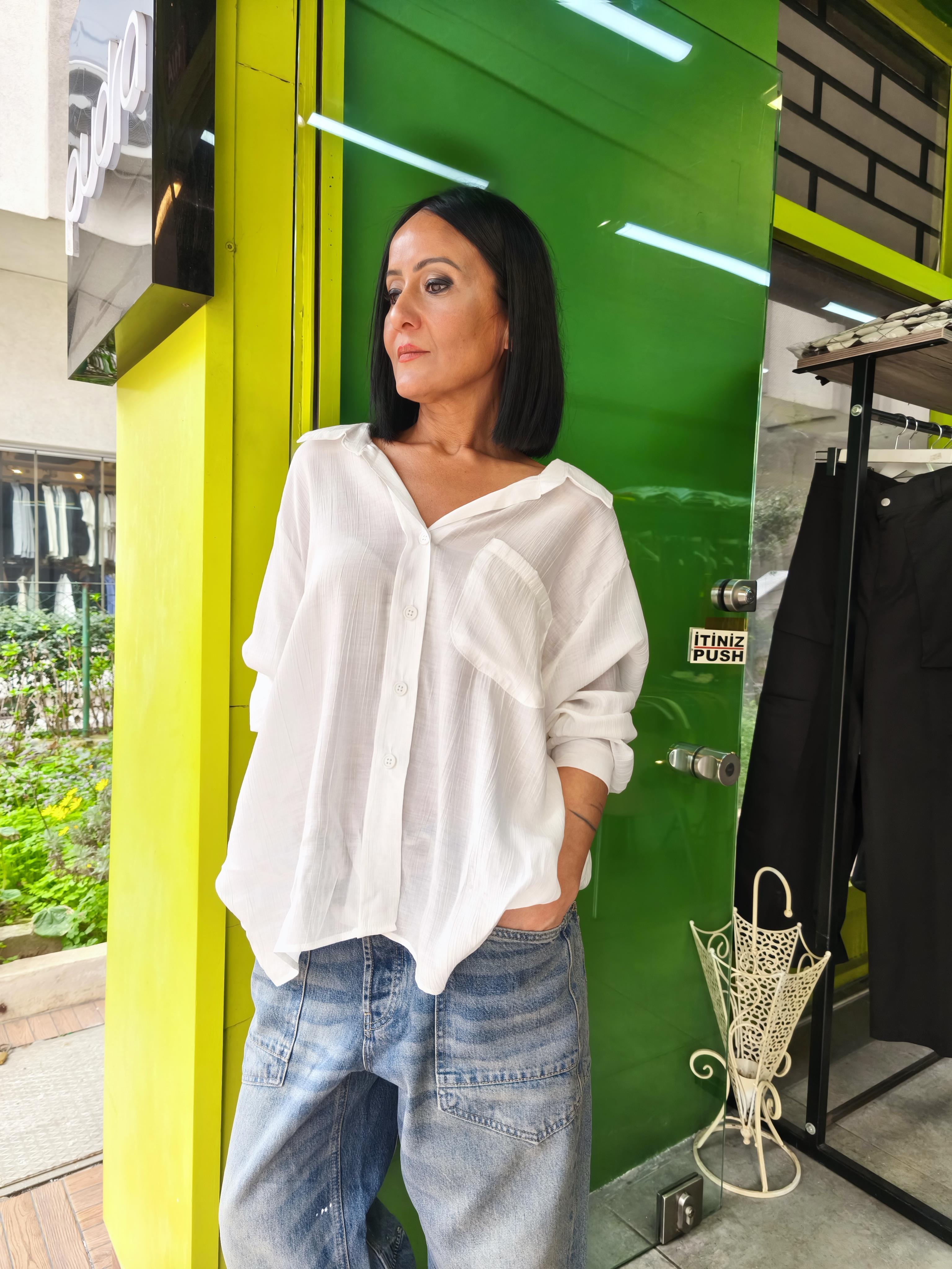 Beyaz Tensel Gömlek