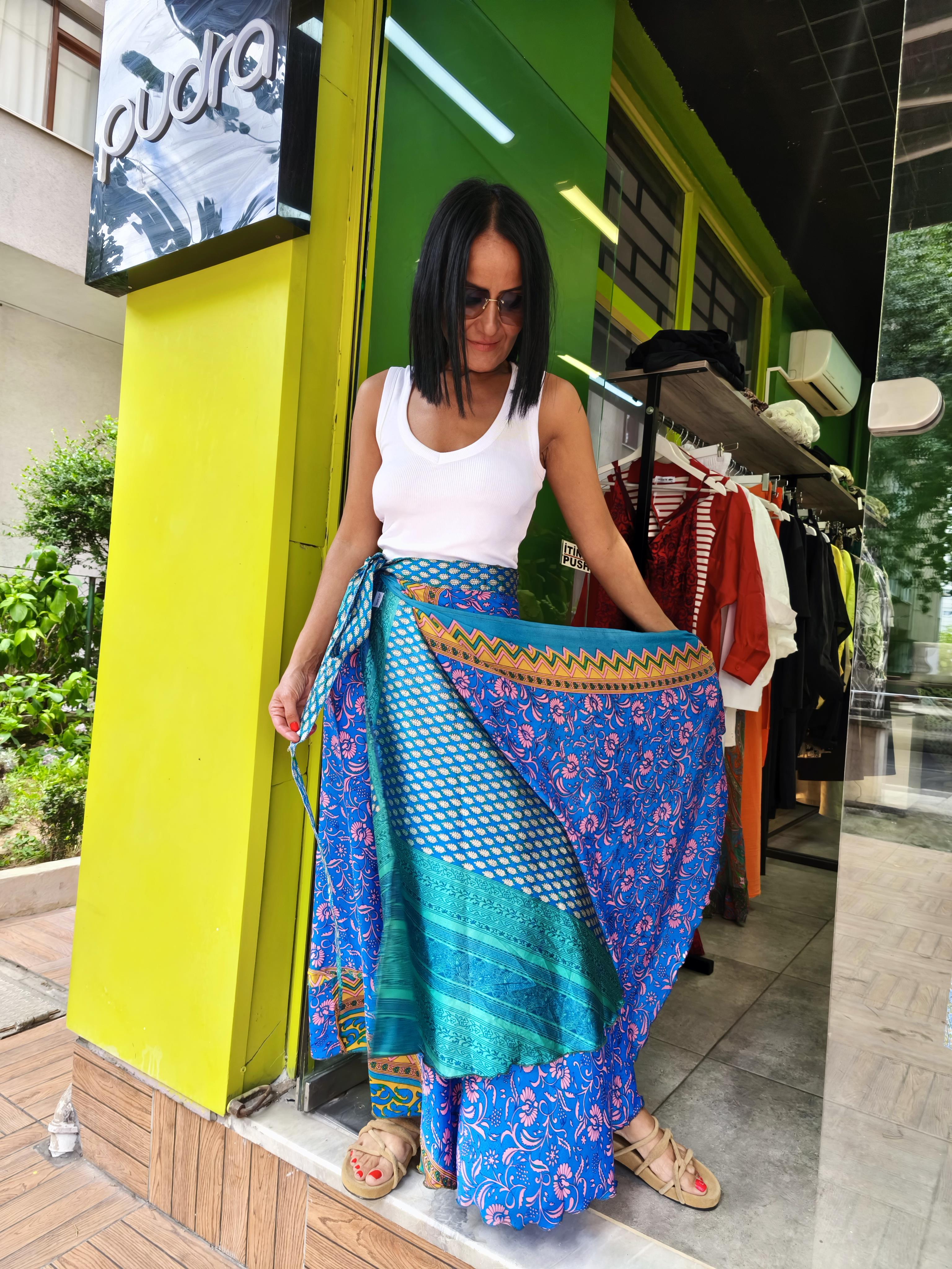 Mavi Çok Renkli Etek