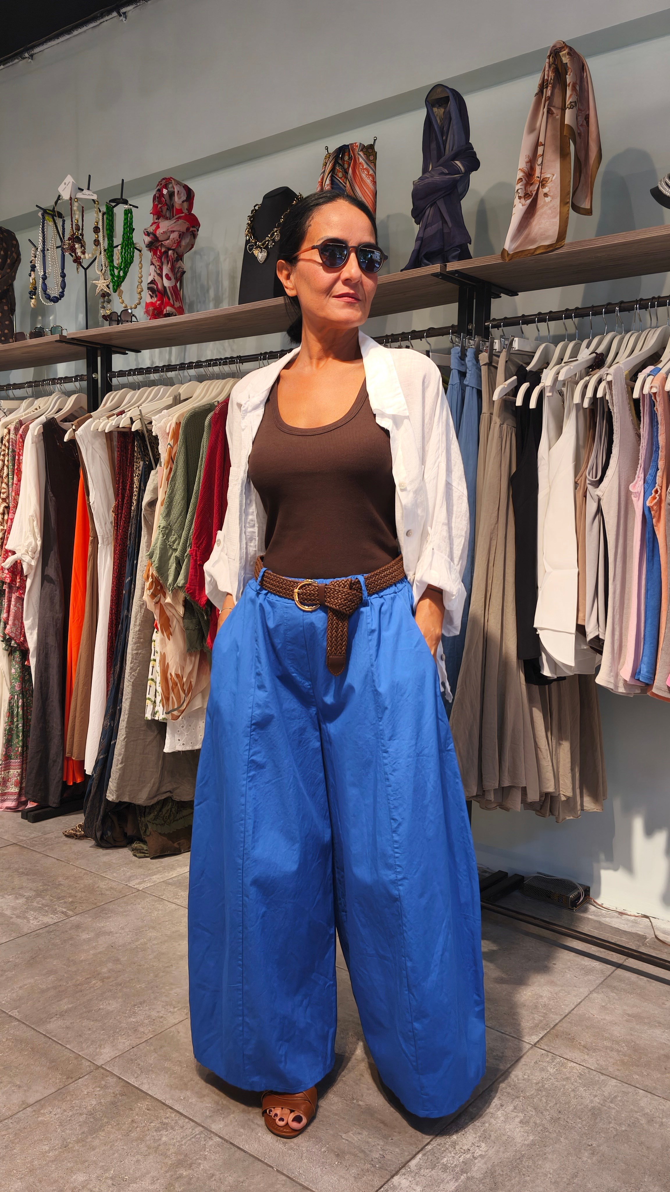 Saks Mavisi, Kemerli Bol Kesim Pantolon