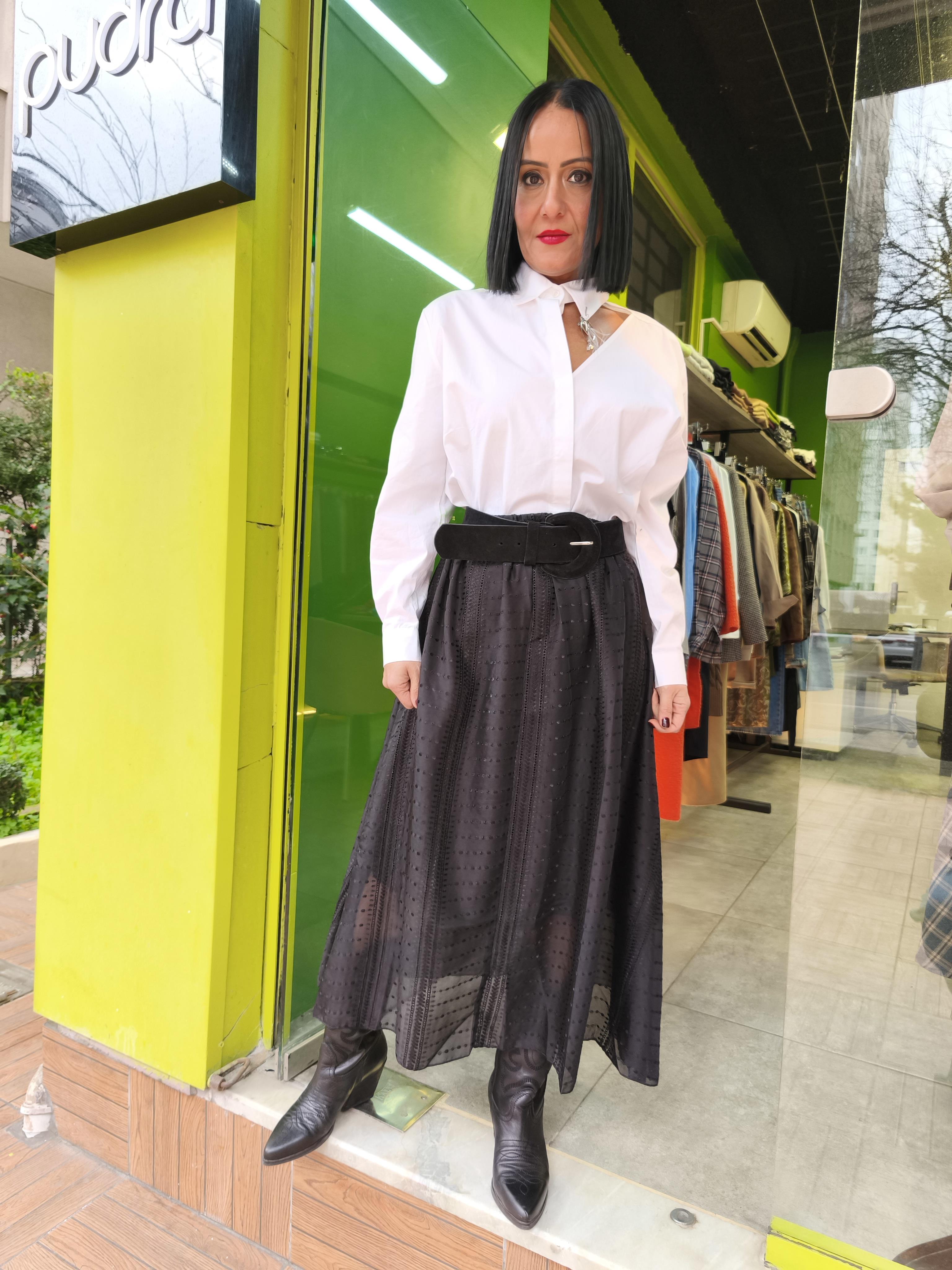 Siyah.Tül Kloş Etek