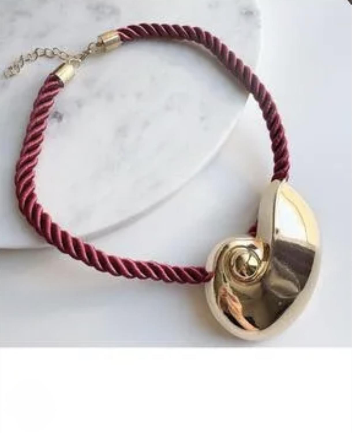 Bordo Halat Gold Kolye