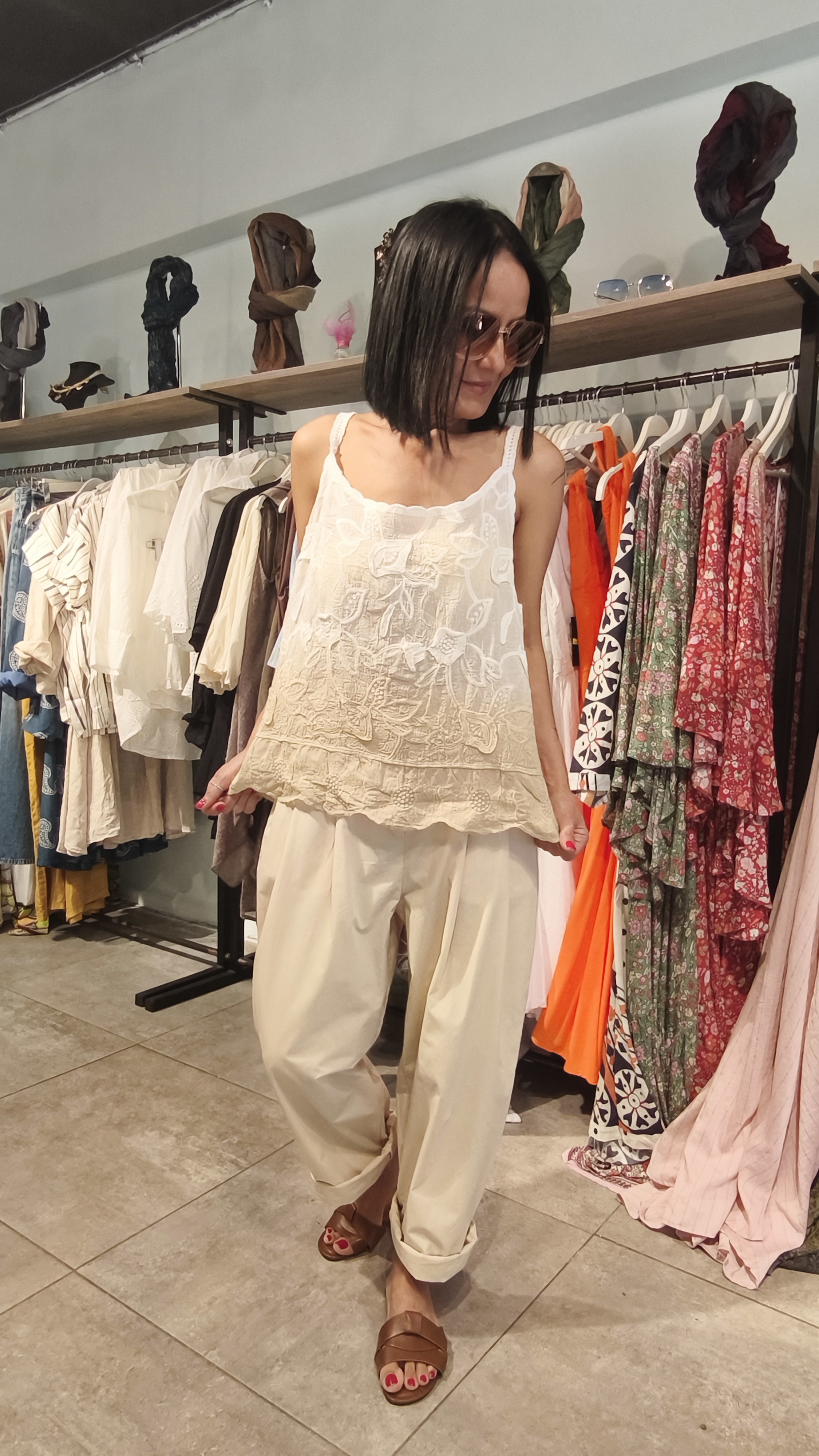 Camel&Ekru Nakış İşlemeli Askılı Bluz