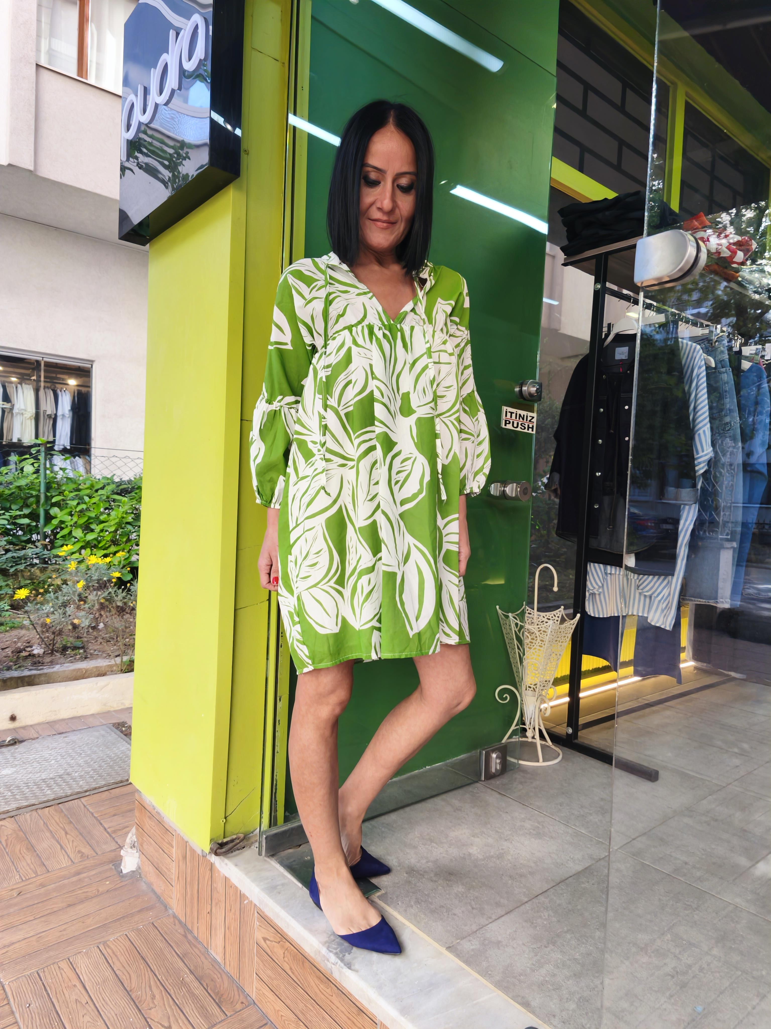 Desenli Dizüstü Elbise