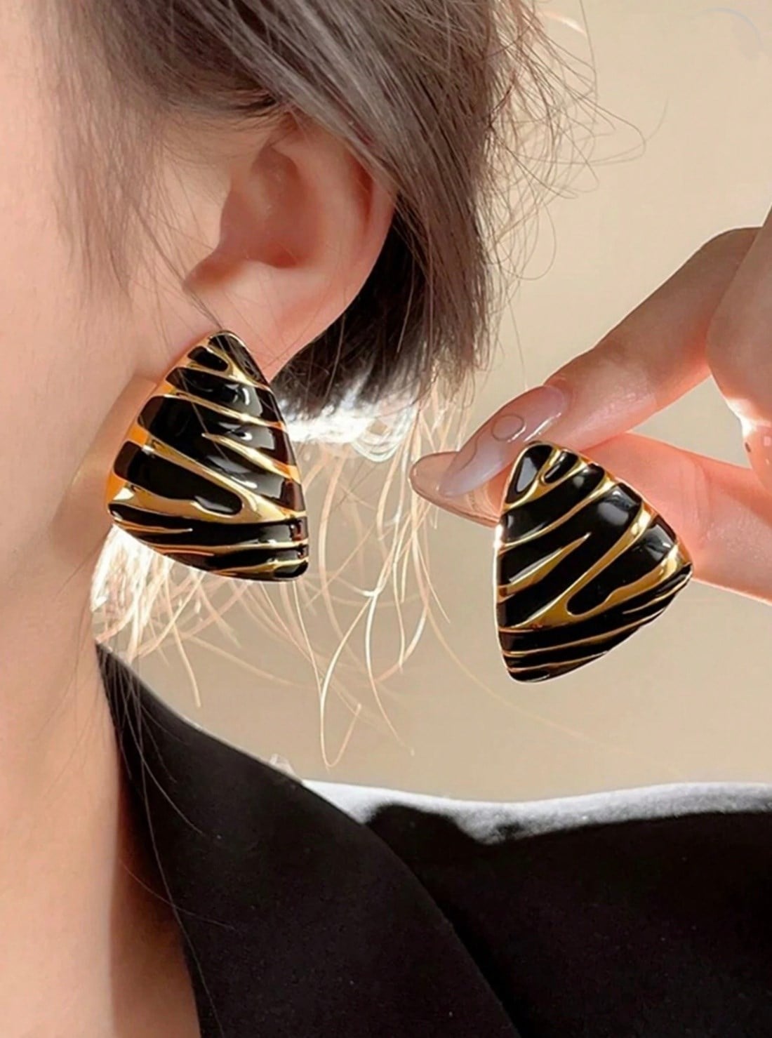 Gümüş Plaka Küpe