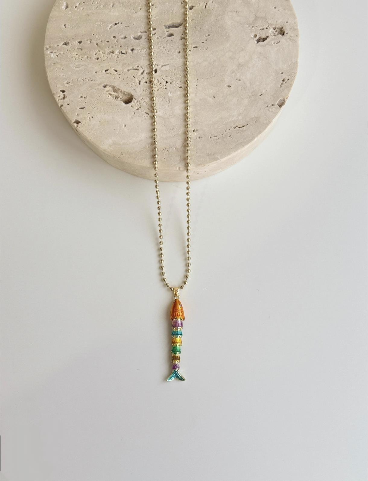 Gümüş Renk Damla Kolye