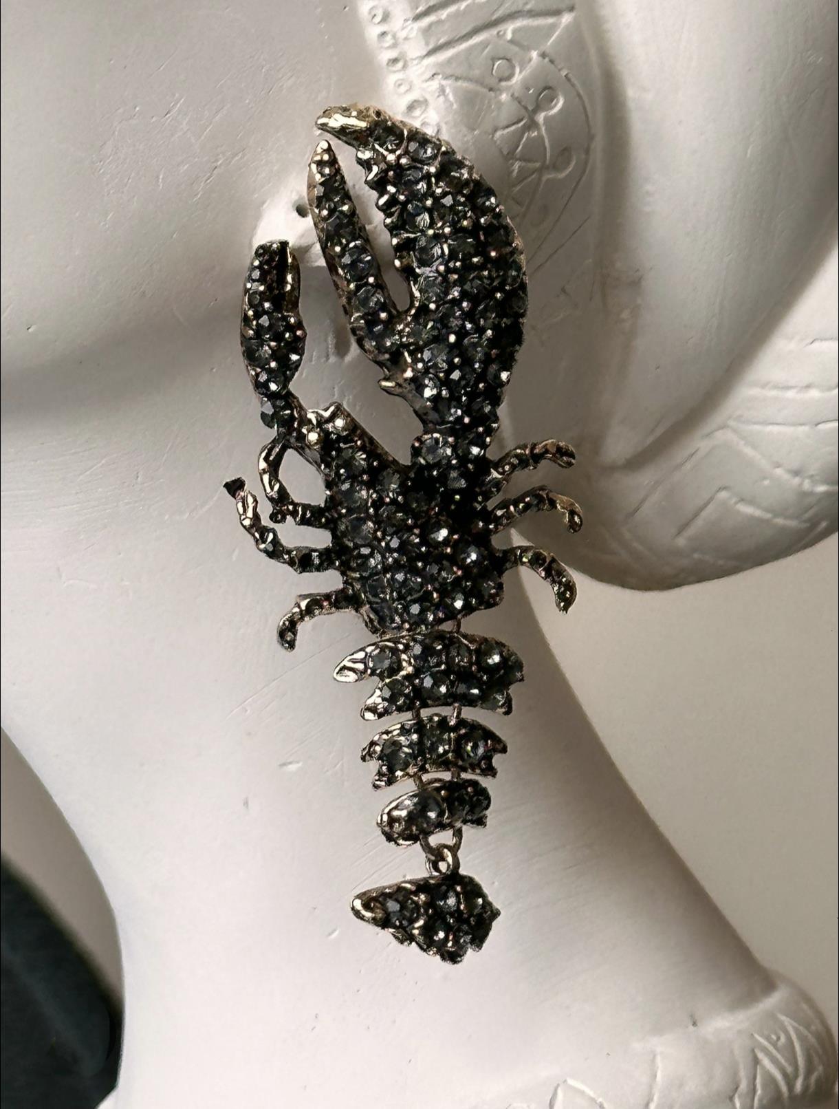 Istakoz Taşlı Küpe