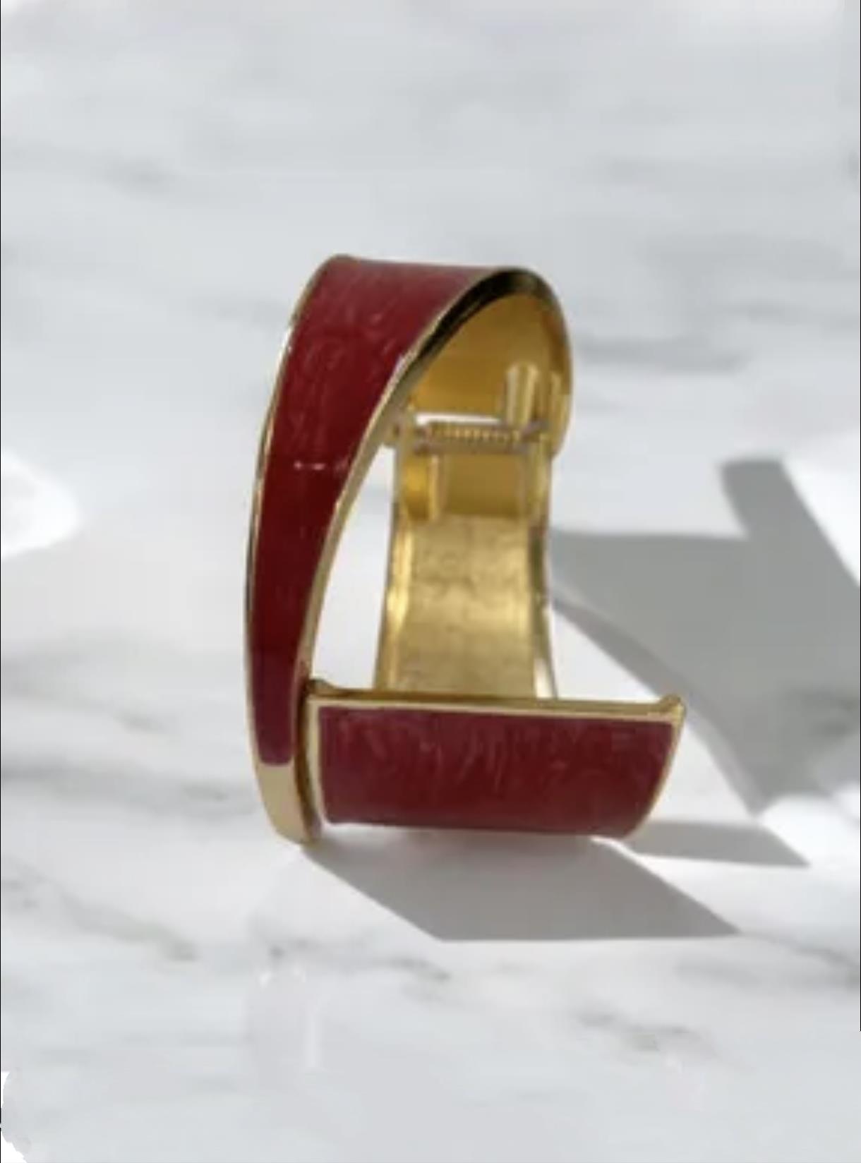 Mineli Bordo Renk Kelepçe