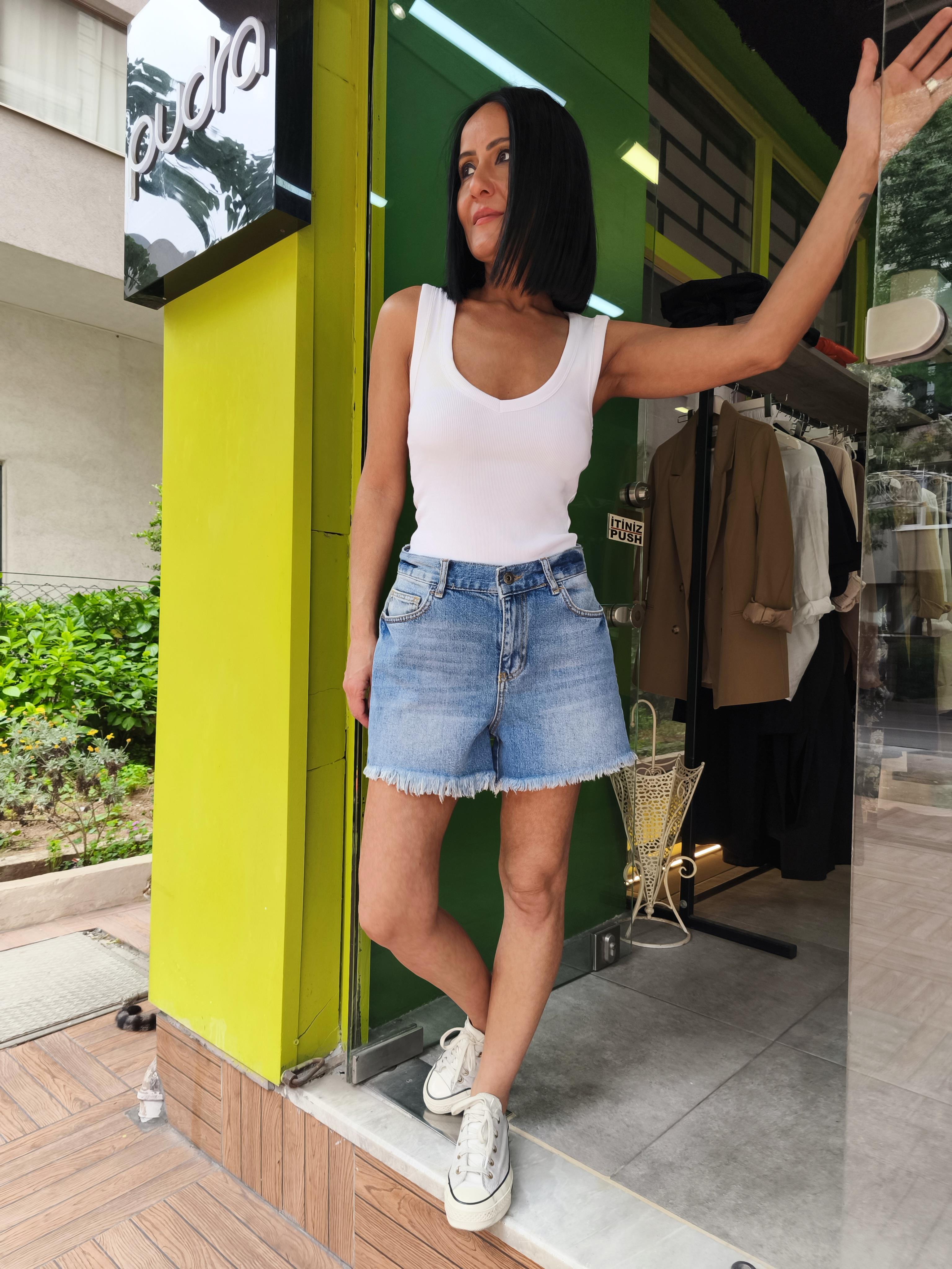 Orijinal Marka  Jean Şort