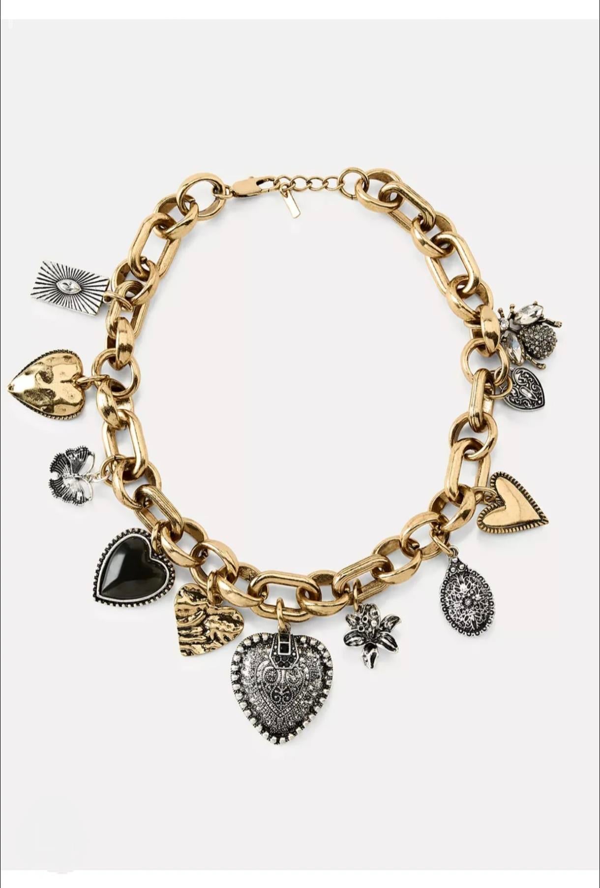 Sarı ve Gümüş Figürlü Kolye