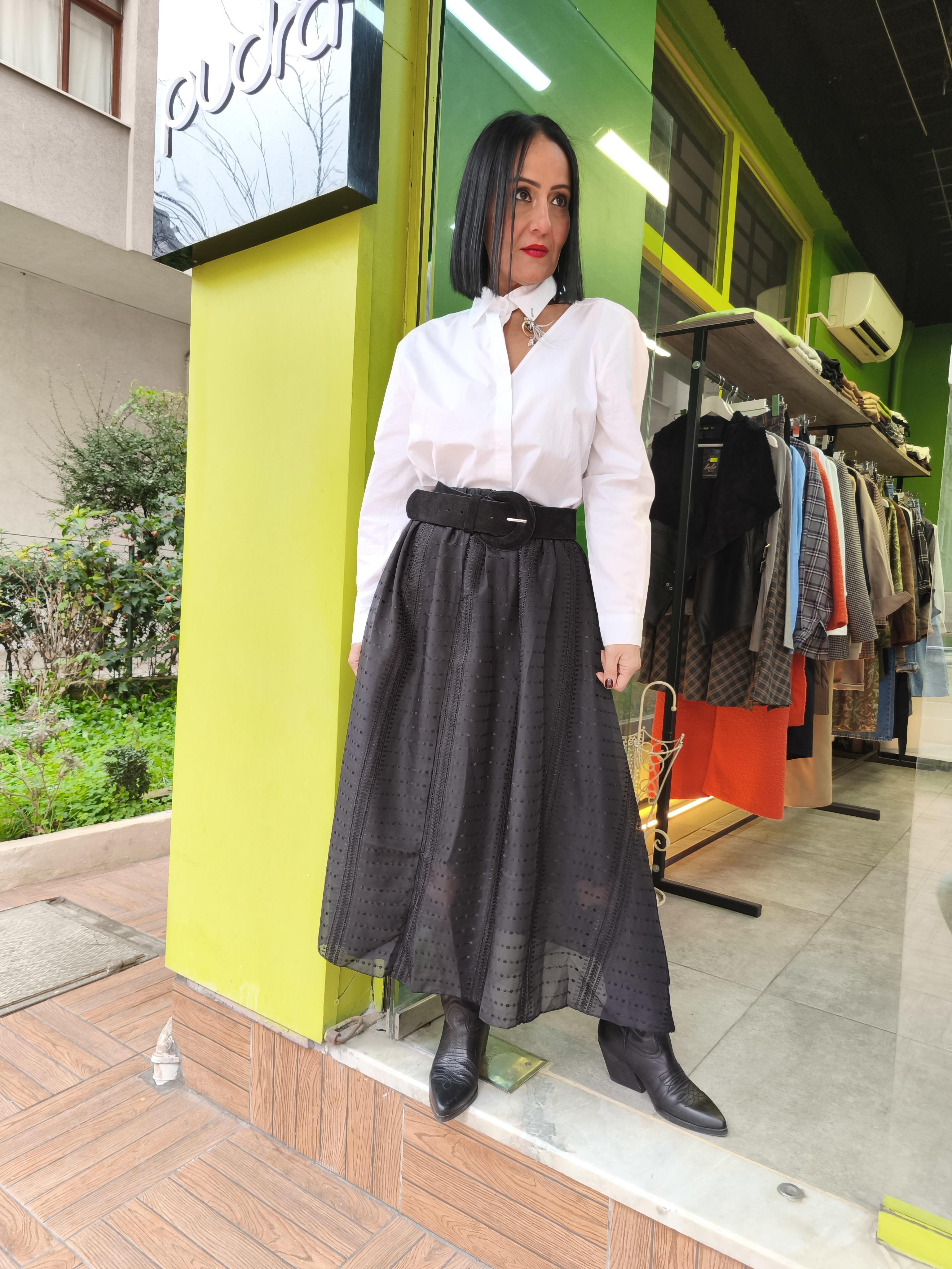 Siyah.Tül Kloş Etek