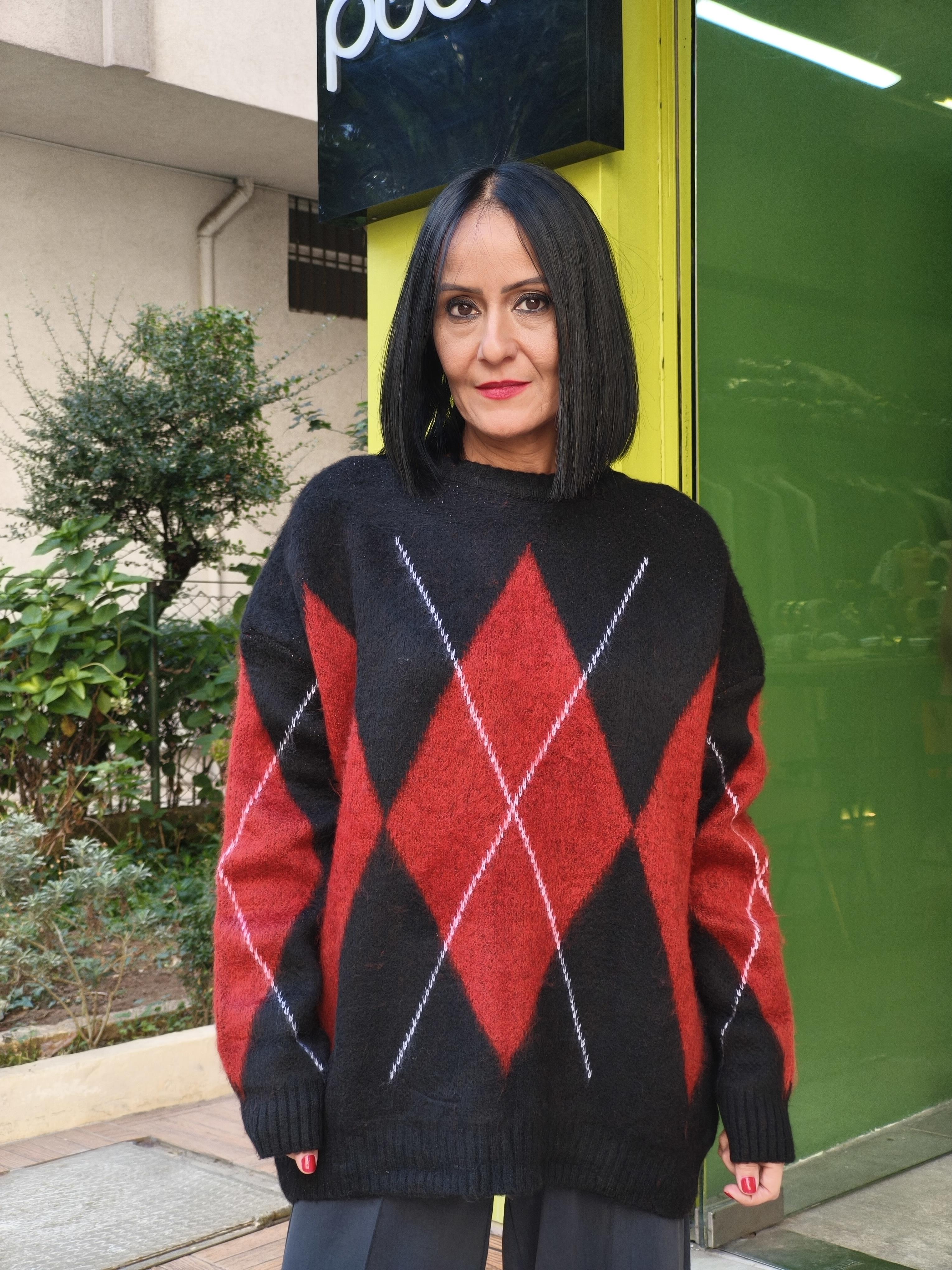 Siyah Baklava Desen Kazak