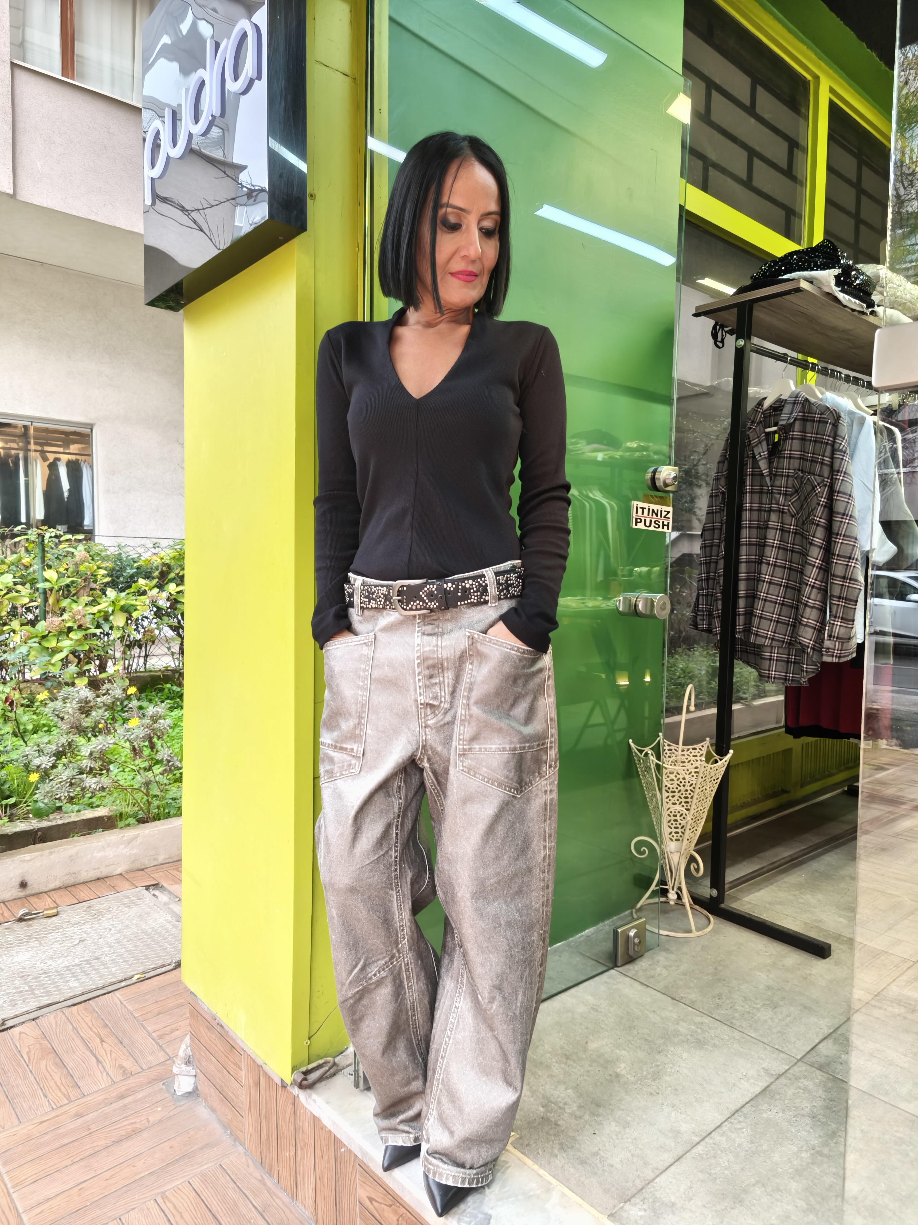 Siyah Kaşkorse Bluz