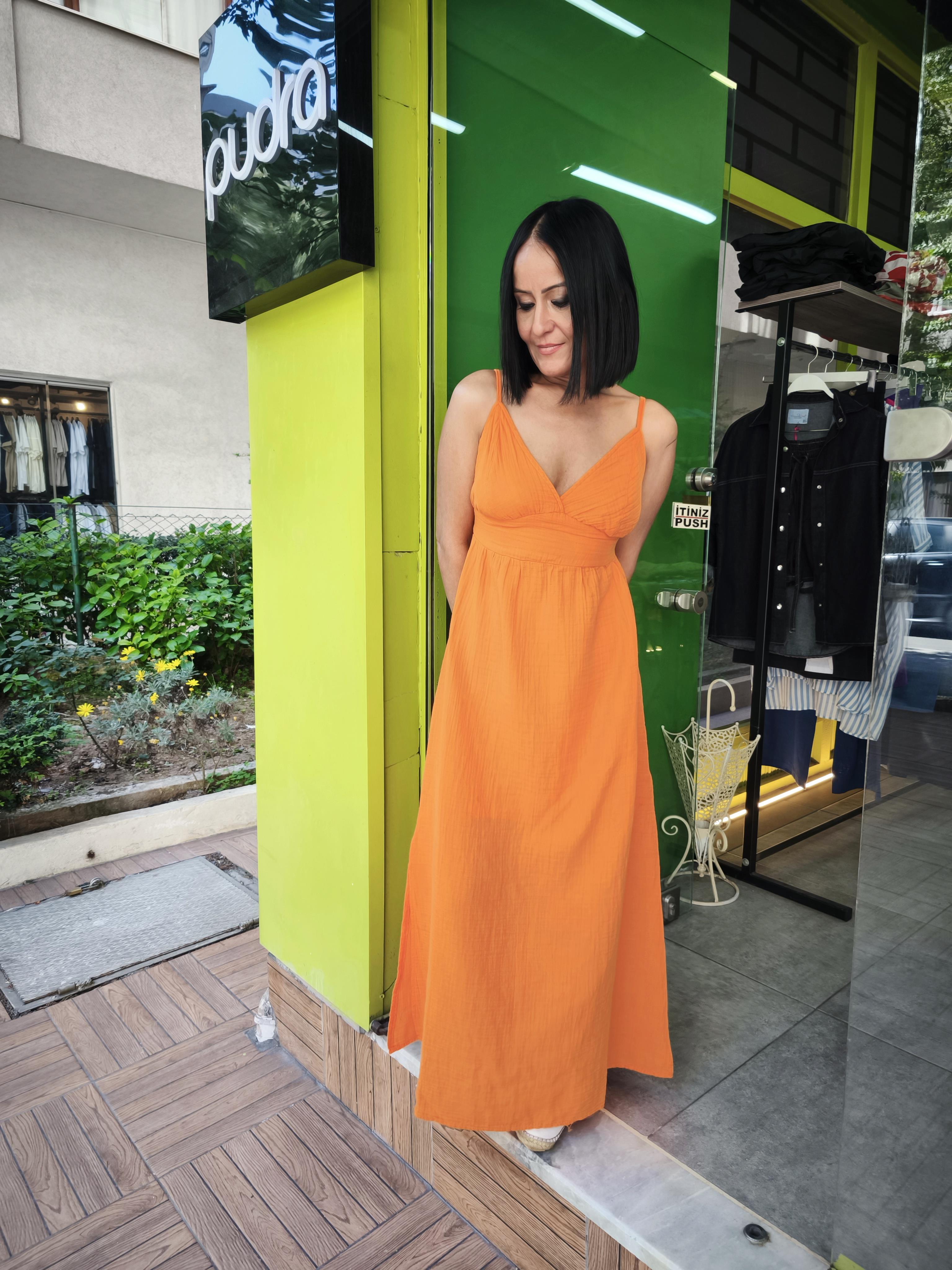 Turuncu Müslin Elbise