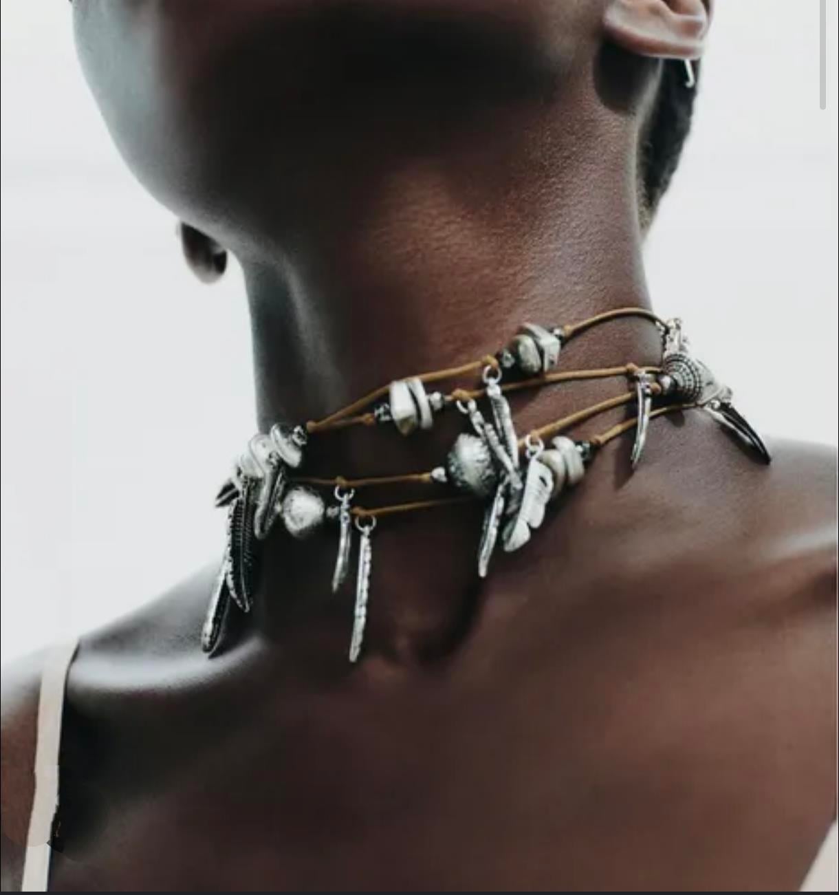 Yapraklı Sarmal Kolye