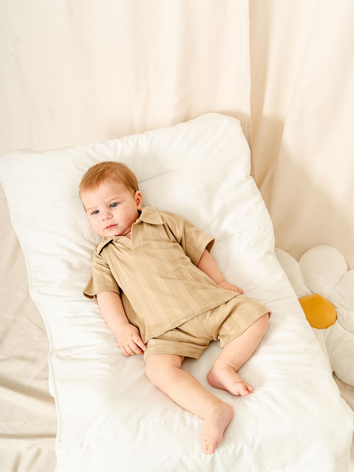 Jakarlı Örme Yakalı Tişört Şort Takım