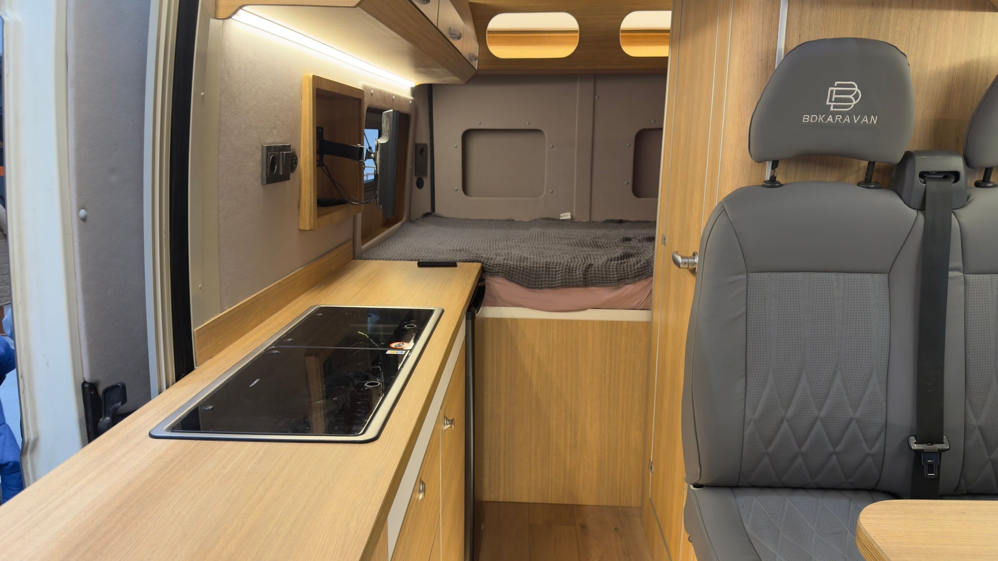 15 m3 standart karavan dönüşüm paketi iç tasarım örneği