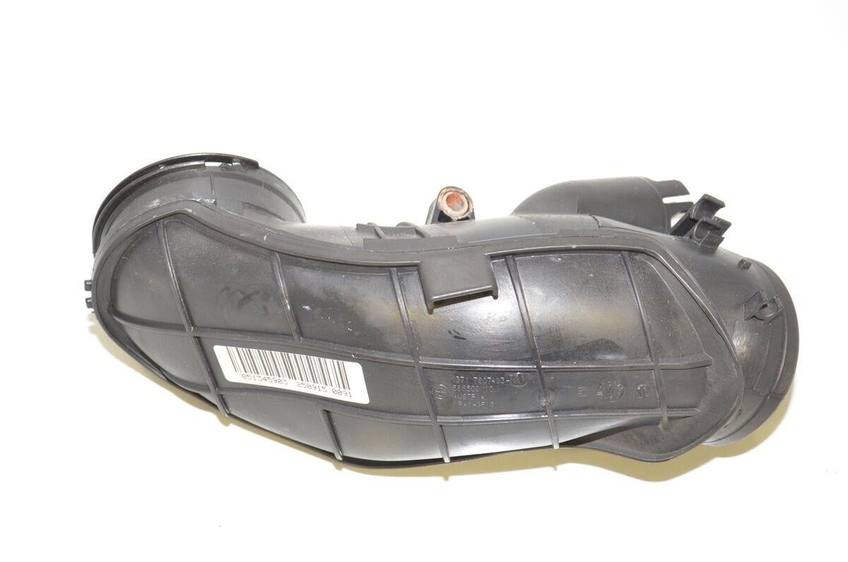 BMW TEMİZ HAVA BORUSU N57N F10/F02 13718513459