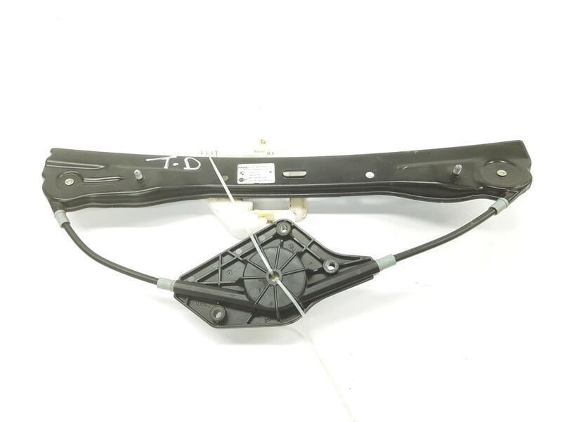 ARKA CAM MEKANİZMASI SAĞ R60 51359805672
