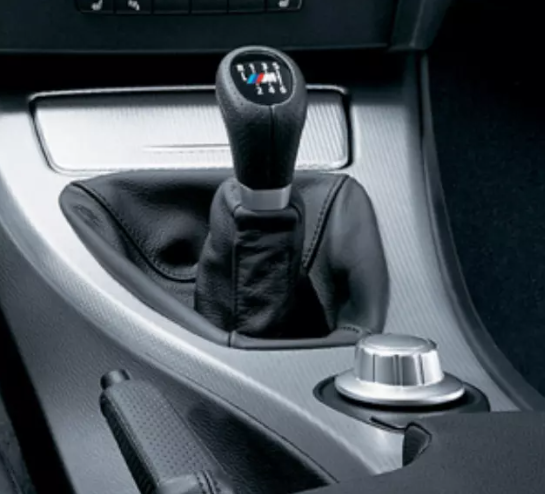 BMW VİTES TOPUZU DERİ KAPLI E90/E90LCI/E92/E92LCI/E93 25118037308