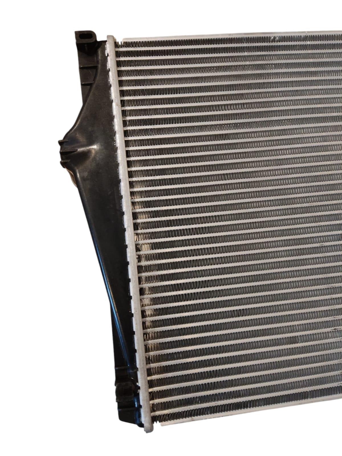 VOLVO TURBO RADYATÖRÜ (XC90) (2003-2014) 31274553