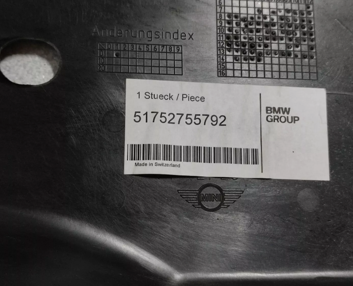 ARAÇ ALT BAKALİTİ SAĞ R55/R55LCI/R56/R56LCI 51752755792