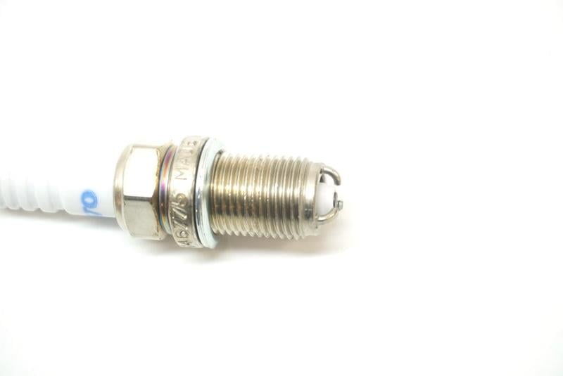 VOLVO BUJİ (960-S80-S90) (1995-2006) (TURBOSUZ) 8642661
