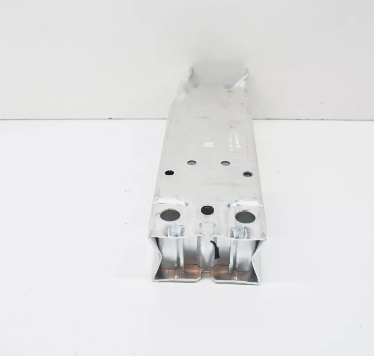 BMW ÖN TAMPON BAGLANTI DEMİRİ SAĞ 51117459888