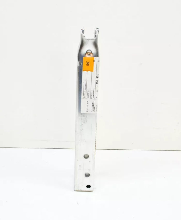 BMW ÖN TAMPON ALT BAGLANTI DEMİRİ SOL 51117459891