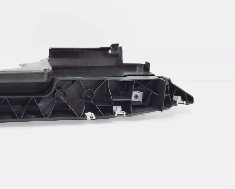 BMW ÖN PANEL ÜST BAKALİT 51137457057