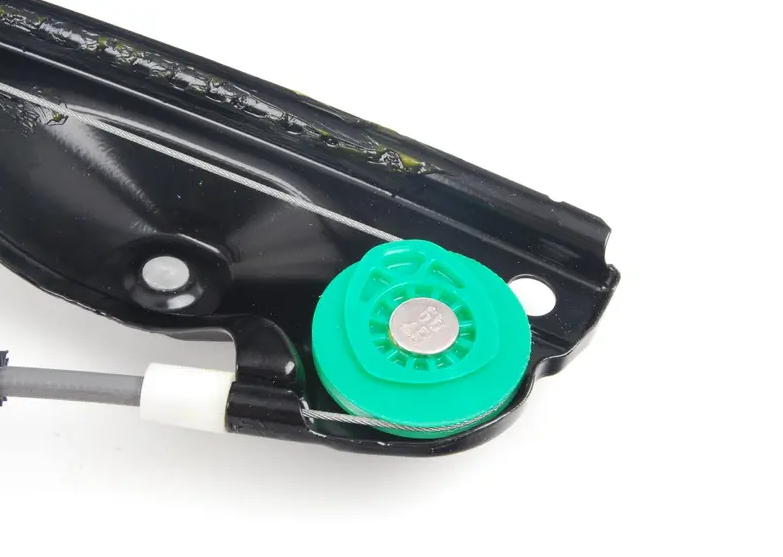 BMW ÖN CAM KRİKOSU SAĞ ELEKTRİKLİ E90/E90LCI 51337140588