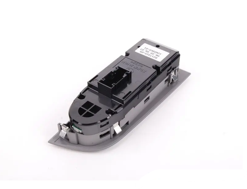 BMW SÜRÜCÜ CAM DÜGMESİ E90/E90LCI 61319217333
