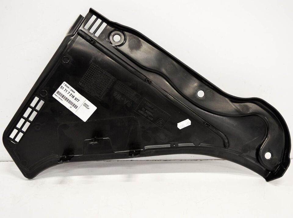 CAM ALT IZGARA SİLECEK BAKALİTİ F10/F10LCI/F12/F13 51717216977