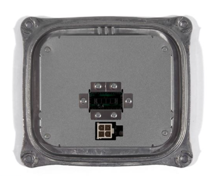 XENON FAR KONTROL ÜNİTESİ E92LCI/E93LCI/E63LCI/E70 63117182520
