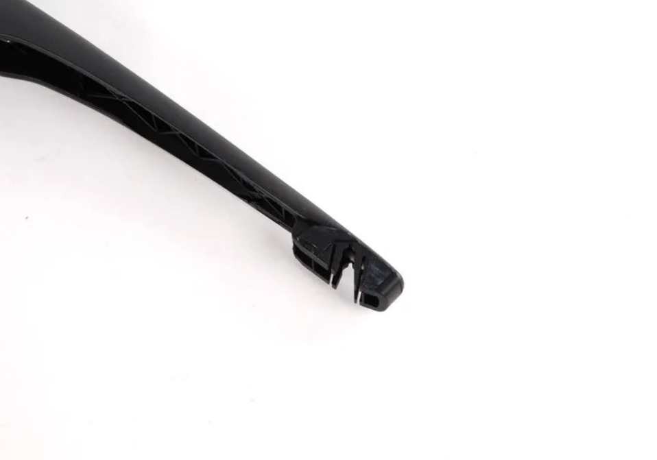 ARKA CAM SİLECEK KOLU E83/E83LCI 61623400708