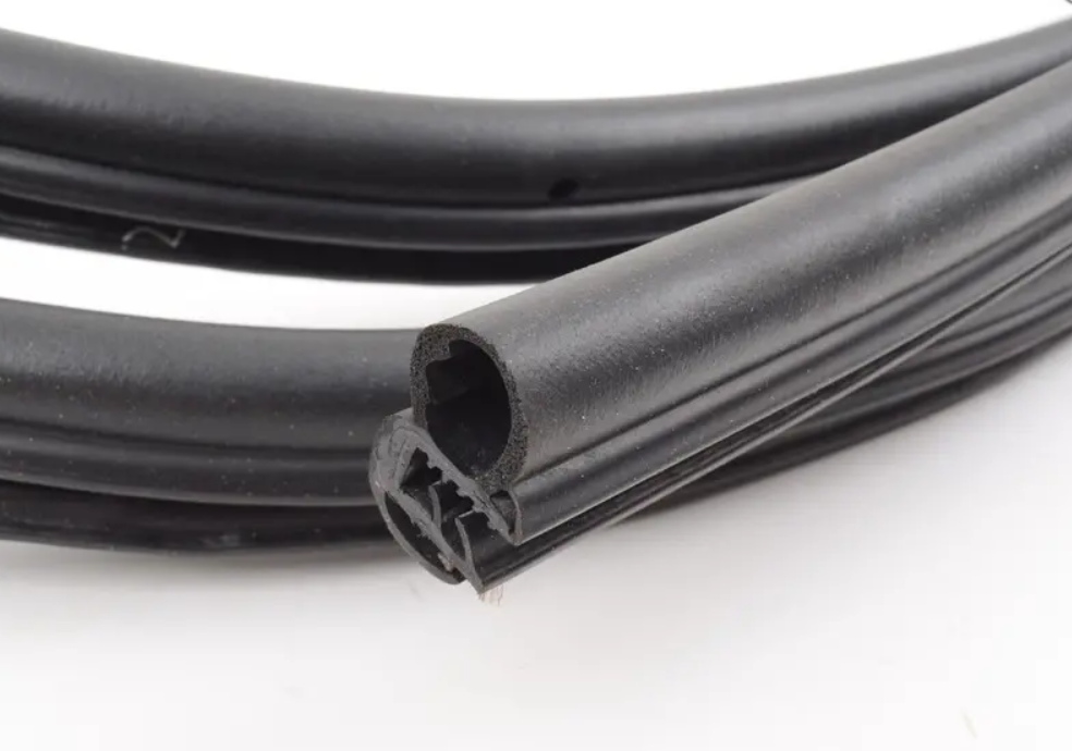 ARKA KAPI KASA FİTİLİ E90/E90LCI 51727247260