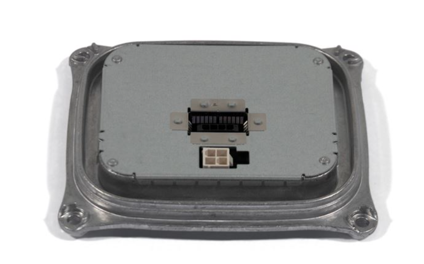XENON FAR KONTROL ÜNİTESİ E92LCI/E93LCI/E63LCI/E70 63117182520