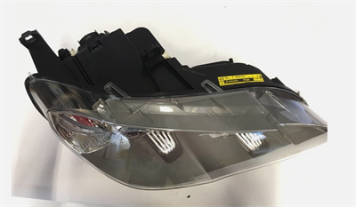KOMPLE FAR SAĞ Bİ XENON E70LCI 63117240788