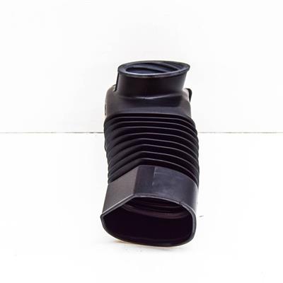 BMW HAVA FİLTRE BORUSU E46 M43  13711438767