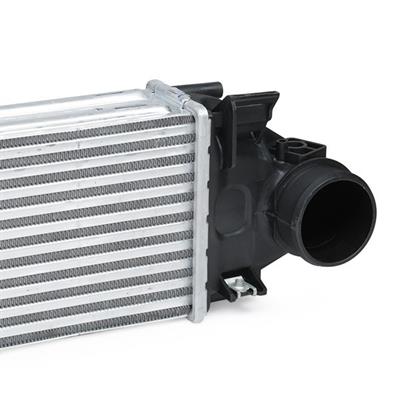 VOLVO TURBO RADYATÖRÜ (S60-S80-V70-XC60-XC70) (11-)