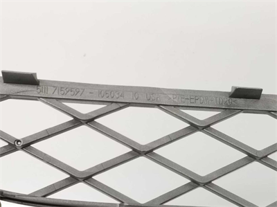 ÖN TAMPON ORTA IZGARASI E70/R71 51117159597