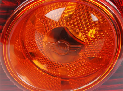 ARKA STOP LAMBASI SAĞ R56/R56LCI/R57/R57LCI 63212757010